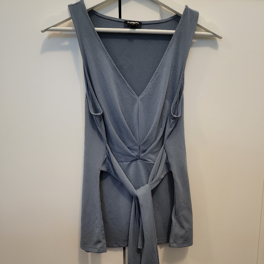 Express sleeveless top